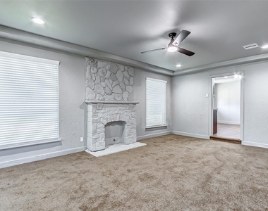 5211 Farmer Street - Photo Thumbnail 3