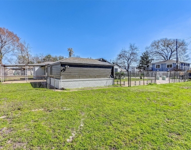 5211 Farmer Street - Photo Thumbnail 22