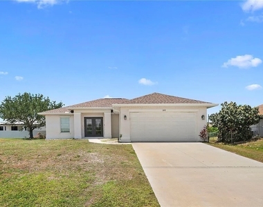 202 Nw 25th Place - Photo Thumbnail 28