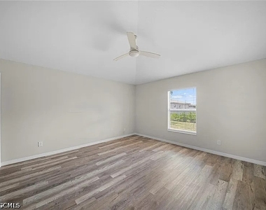 202 Nw 25th Place - Photo Thumbnail 23