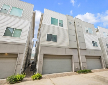 323 Eado Park Circle - Photo Thumbnail 27
