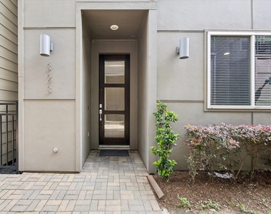323 Eado Park Circle - Photo Thumbnail 26