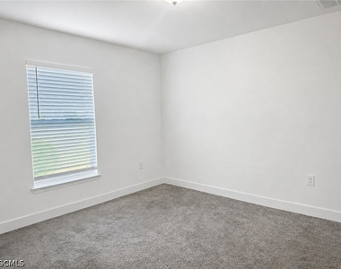 2711 20th Street Sw - Photo Thumbnail 6