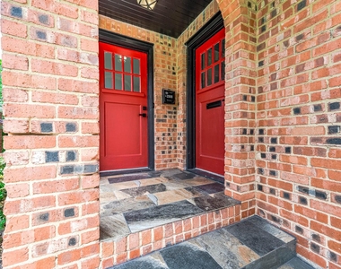 2509 Arbor Street - Photo Thumbnail 2