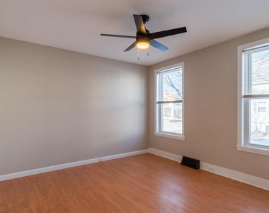 115 Belmont - Photo Thumbnail 22