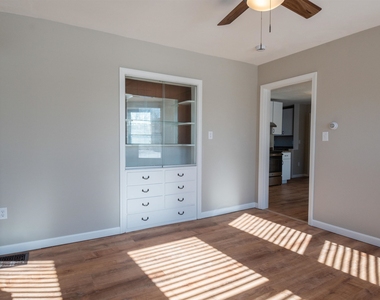 115 Belmont - Photo Thumbnail 33