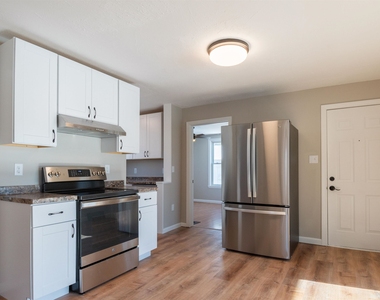 115 Belmont - Photo Thumbnail 3