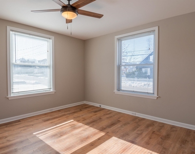 115 Belmont - Photo Thumbnail 23