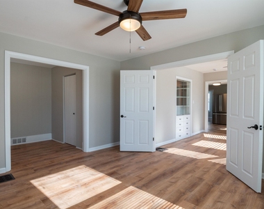 115 Belmont - Photo Thumbnail 13