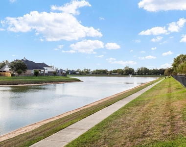 19403 Country Village Drive - Photo Thumbnail 41