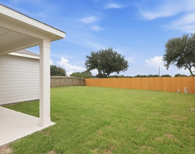 7650 Tipton Meadow Way - Photo Thumbnail 14