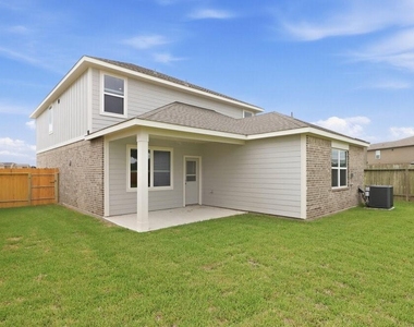 7650 Tipton Meadow Way - Photo Thumbnail 13