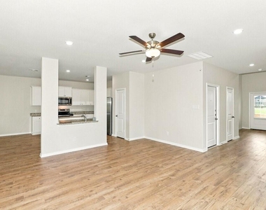 7650 Tipton Meadow Way - Photo Thumbnail 1
