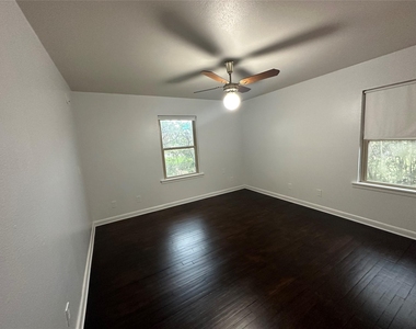 4101 Philco Drive - Photo Thumbnail 4