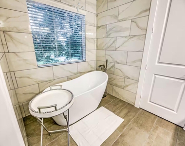 5215 Farmer Street - Photo Thumbnail 19