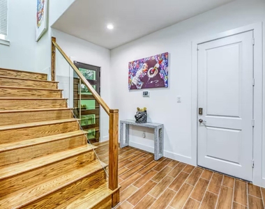 5215 Farmer Street - Photo Thumbnail 2