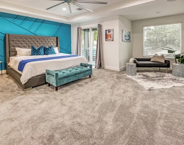 5215 Farmer Street - Photo Thumbnail 15
