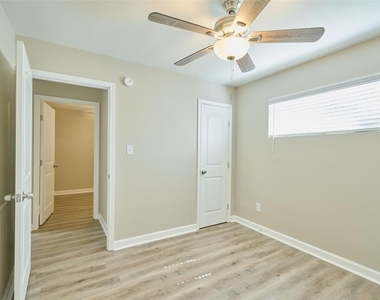 20 Harbour Row Drive - Photo Thumbnail 5