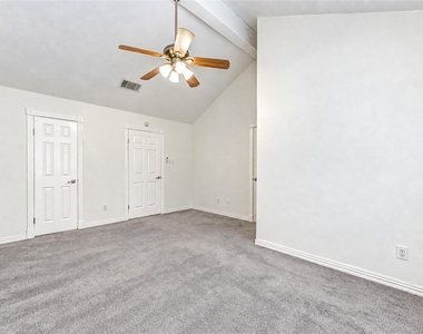 1719 Sullins Way - Photo Thumbnail 23