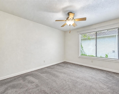 1719 Sullins Way - Photo Thumbnail 19
