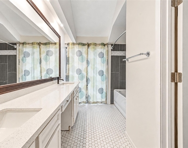 1719 Sullins Way - Photo Thumbnail 24