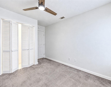 1719 Sullins Way - Photo Thumbnail 15