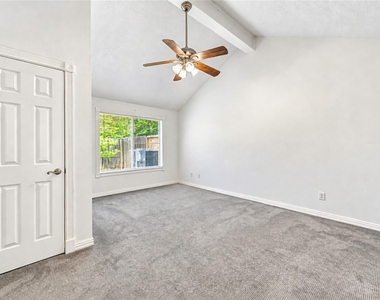 1719 Sullins Way - Photo Thumbnail 22