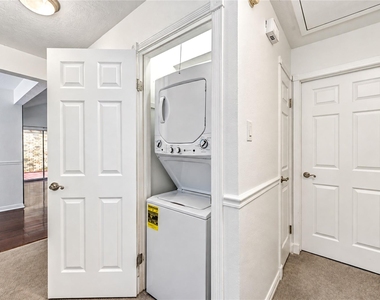 1719 Sullins Way - Photo Thumbnail 21