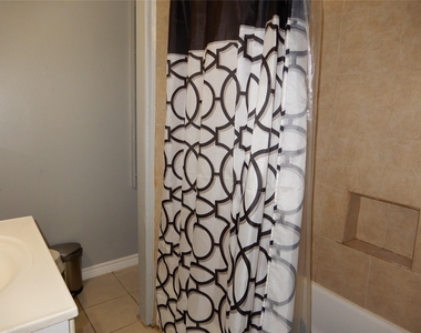 5114 Vinett Avenue - Photo Thumbnail 8