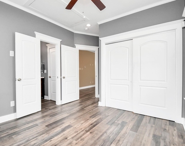 9022 Topaz Street - Photo Thumbnail 13
