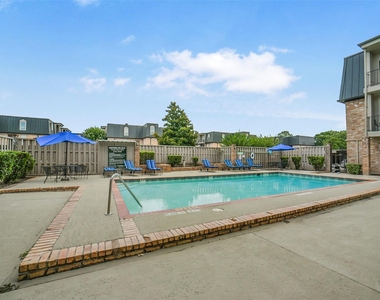 2400 N Braeswood Boulevard - Photo Thumbnail 24