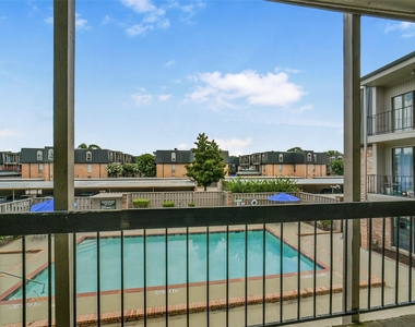 2400 N Braeswood Boulevard - Photo Thumbnail 1