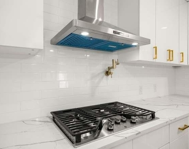 5518 Beechnut Street - Photo Thumbnail 13