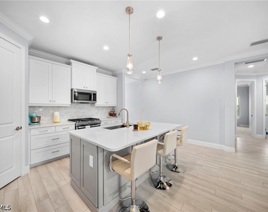 4048 Pegasus Way - Photo Thumbnail 7
