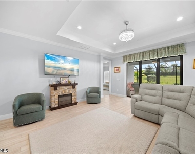 4048 Pegasus Way - Photo Thumbnail 11