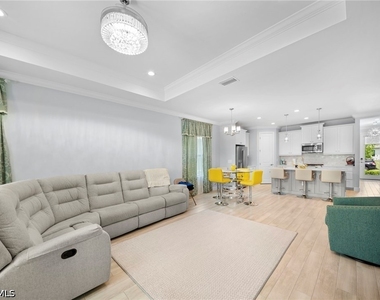 4048 Pegasus Way - Photo Thumbnail 13