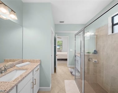 14035 Pine Lodge Lane - Photo Thumbnail 22