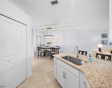 14035 Pine Lodge Lane - Photo Thumbnail 9
