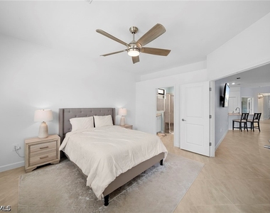 14035 Pine Lodge Lane - Photo Thumbnail 17