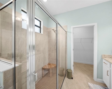 14035 Pine Lodge Lane - Photo Thumbnail 21