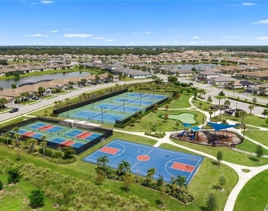 14035 Pine Lodge Lane - Photo Thumbnail 31