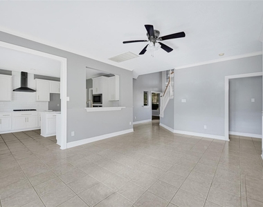 202 Cascade Pines Drive - Photo Thumbnail 9