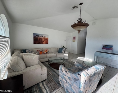 3495 Everglades Boulevard - Photo Thumbnail 7