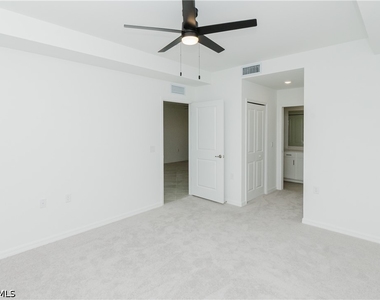 18411 Copperhead Court N - Photo Thumbnail 14