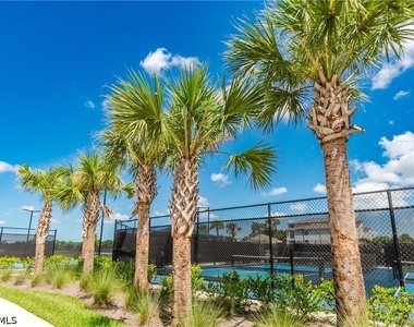 18411 Copperhead Court N - Photo Thumbnail 45