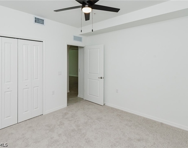 18411 Copperhead Court N - Photo Thumbnail 21