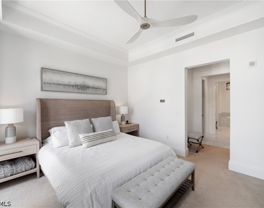 875 6th Avenue S - Photo Thumbnail 14