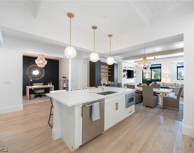 875 6th Avenue S - Photo Thumbnail 12