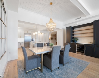 875 6th Avenue S - Photo Thumbnail 9