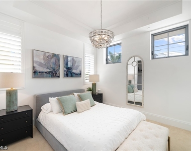 875 6th Avenue S - Photo Thumbnail 17